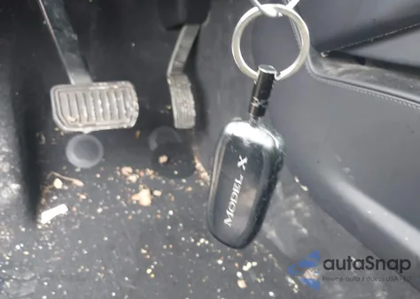 2016 Tesla Model X 60D/70D/75D/90D/P100D из США, поврежденный, VIN 5YJXCBE26GF008806